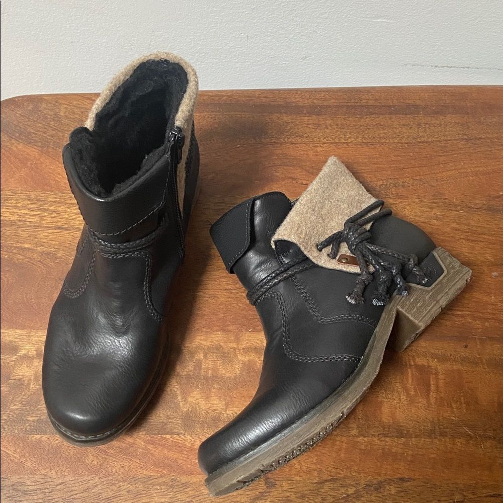 Rieker Fee 93 Black and Tan Winter Boots
